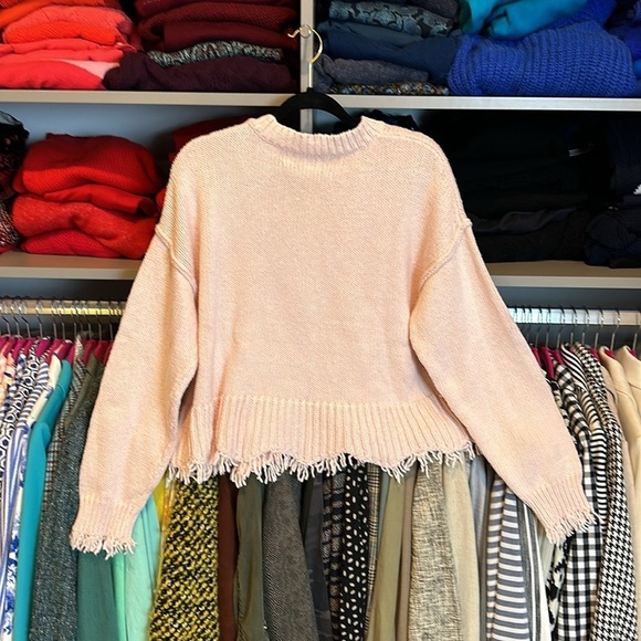 Wildfox pink with red lips knitted long sleeve crew neck sweater size M - Picture 4 of 4